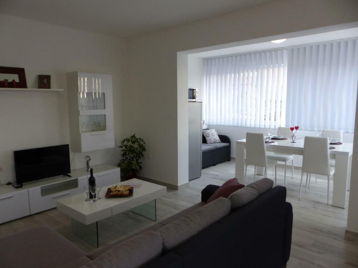 Apartmani Danica Vodnjan Eksteriør billede